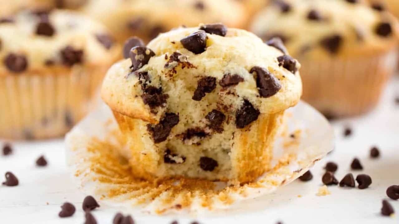 Mom's Best Chocolate Chip Muffins: Soft, Moist, Crunchy Crust